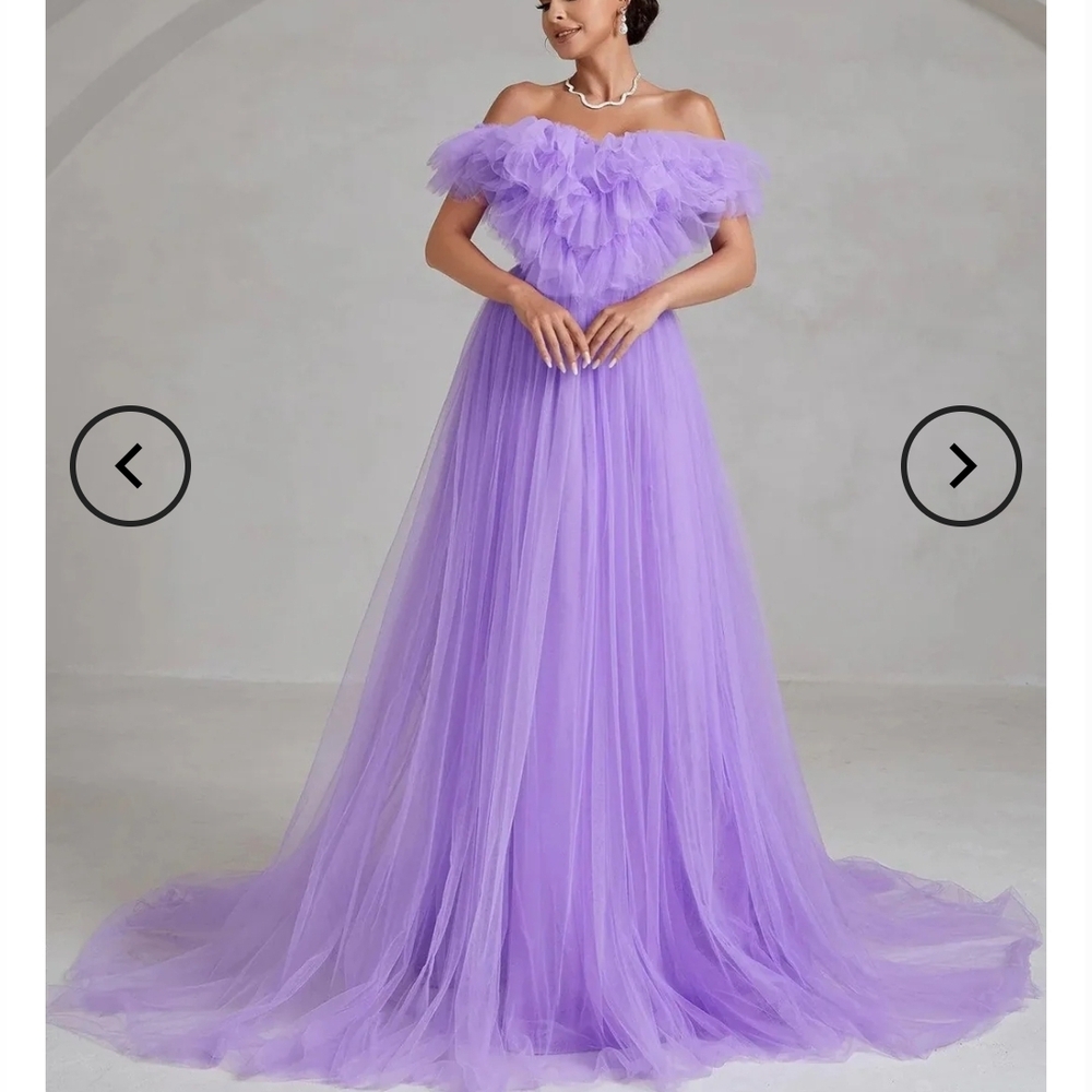 Elegant Black Off-Shoulder Wedding Gown